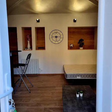 Superbe Studio Au Coeur De L'ardeche *